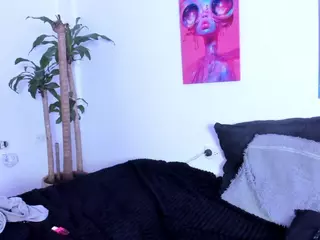 Auraa666's Live Sex Cam Show