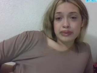 babydxll Love live webcam