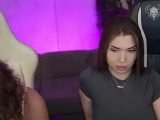BrightDiamonds's Live Sex Cam Show