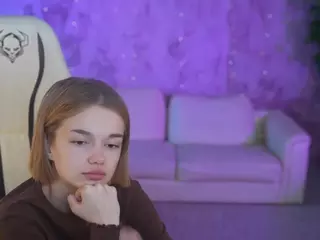 BrightDiamonds's Live Sex Cam Show