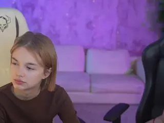 BrightDiamonds's Live Sex Cam Show