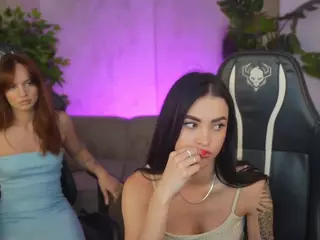 BrightDiamonds's Live Sex Cam Show