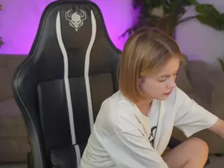 BrightDiamonds's Live Sex Cam Show