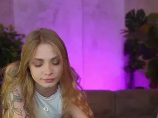 BrightDiamonds's Live Sex Cam Show