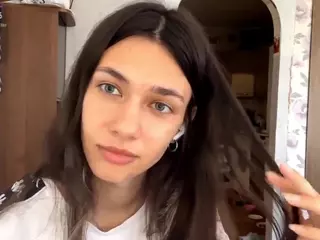 EmmaParabellumsss's Live Sex Cam Show