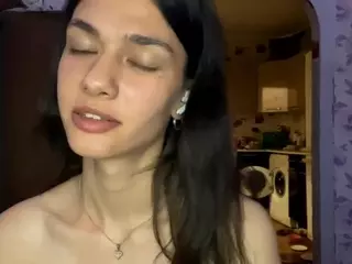 EmmaParabellumsss's Live Sex Cam Show