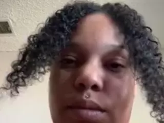 GoddessYonniiii's Live Sex Cam Show
