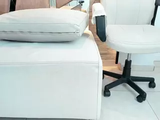 Karol-Lewiss's Live Sex Cam Show
