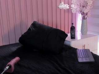 le modèle karolinee est en webcam porno dans un show sur le site camsoda, il possède les tags suivants: amateur,role play,ass,lush,no drinking,no smoking,public,pussy,sexy,horny,spank,squirter,tattoos,tittyfuck,toys,wax,hot,lovense,fuck machine,cum in pussy