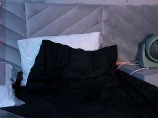 le modèle karolinee est en webcam porno dans un show sur le site camsoda, il possède les tags suivants: amateur,role play,ass,lush,no drinking,no smoking,public,pussy,sexy,horny,spank,squirter,tattoos,tittyfuck,toys,wax,hot,lovense,fuck machine,cum in pussy