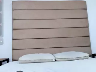 Susan-Elliot's Live Sex Cam Show