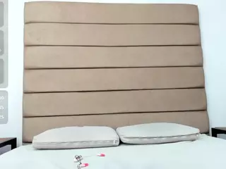Susan-Elliot's Live Sex Cam Show