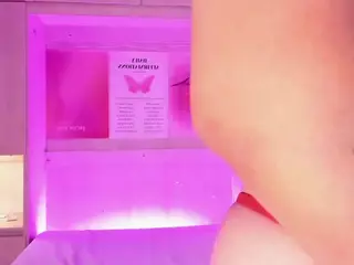 WhitneyBaker's Live Sex Cam Show
