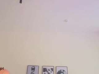 le modèle yourbabyluna18 est en webcam porno dans un show sur le site camsoda, il possède les tags suivants: black hair,no drinking,young adult,toys,tittyfuck,teen 18,tattoos,striptease,sexy,sex toys,orgasm,brown eyes,no smoking,nipple piercings,lush,lovense,goth,full nudity,fingering,feet