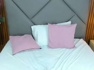 ada-blue Live Webcam on CamSoda
