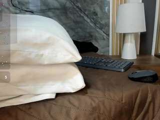 babycurvy Live Webcam on CamSoda