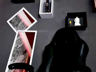 babycurvy webcam model