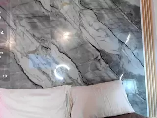 Baby Curvy's Live Sex Cam Show