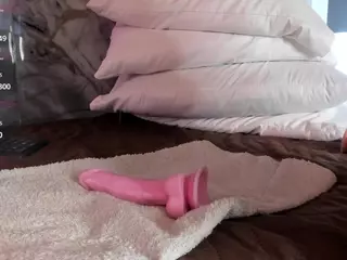 Baby Curvy's Live Sex Cam Show