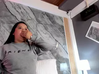 Baby Curvy's Live Sex Cam Show