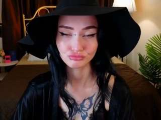 holly-berryy webcam