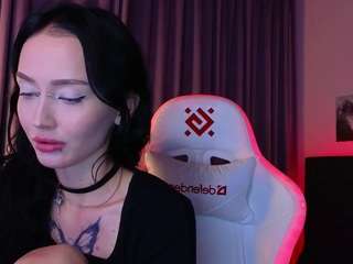  holly-berryy chat room