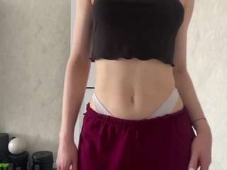 LynneCaudle live cam preview