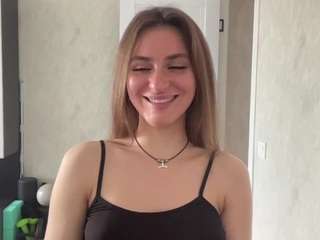 LynneCaudle live cam preview