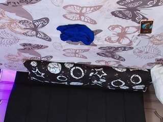 mature-biigass's CamSoda show and profile