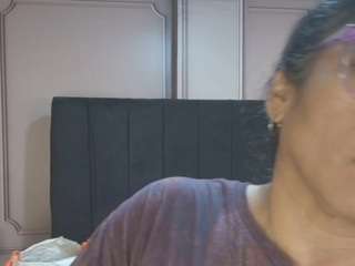 mature-biigass Live Webcam on CamSoda