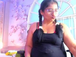 mature-biigass live cam profile