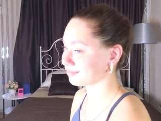 meow-mellie webcam model