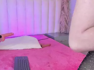 Nicolleroses's Live Sex Cam Show