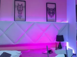 Nicolleroses's Live Sex Cam Show