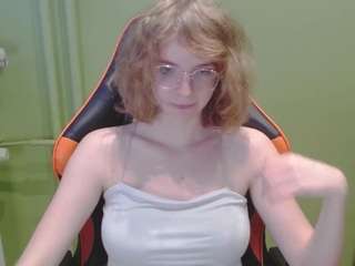 pennydelight's CamSoda show and profile