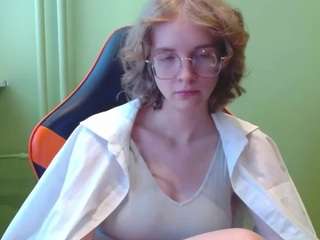 le modèle pennydelight est en webcam porno dans un show sur le site camsoda, il possède les tags suivants: average,blowjob,tease,sph,smokevape,pov,pleasure,orgasm,notopless,nonude,nomic,lush,joi,glasses,full nudity,flashing,fingering,fatasy,fantasy,dominant