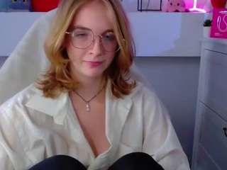 PennyDelight live cam preview
