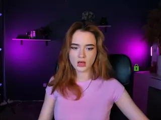 amelia-shiny's Live Sex Cam Show