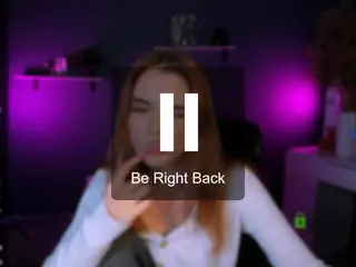 amelia-shiny's Live Sex Cam Show