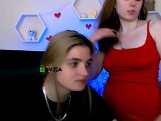 White, Hd, Young Adult, Teen 1 Camiqa – Free Live Video Chat with Strangers Online