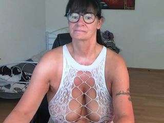Big tits, Brown hair, Curvy, Milf, Hd, Dildo or vibrator, Dirty talk, Drink..., Chaterbate Granny 0