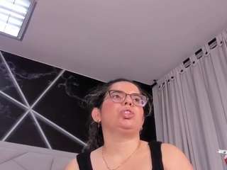 juliet-sofia live cam profile