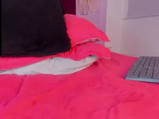 juliet-sofia's Live Sex Cam Show