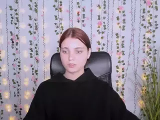 laura-whisper's Live Sex Cam Show