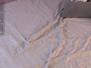 Lillian-Peters live webcam show