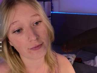 Lillian-Peters live cam preview