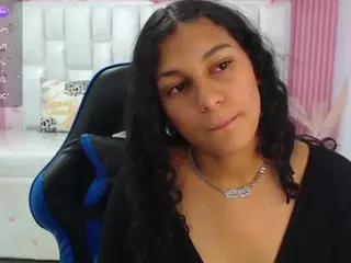 lupita21-s's Live Sex Cam Show