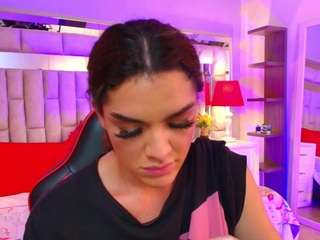 mariiahneedles