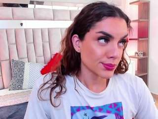 mariiahneedles