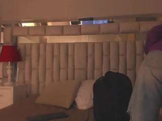 mariiahneedles webcam